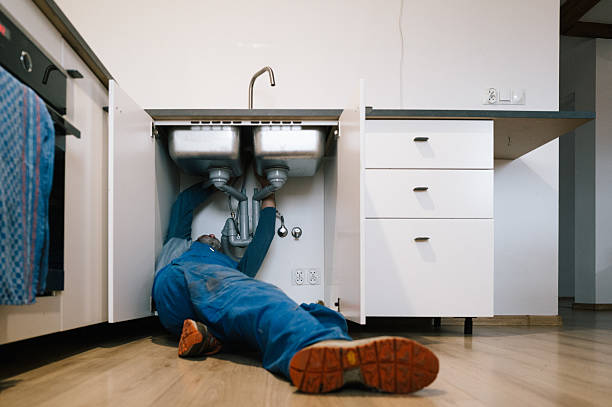 Professional Leak Detection technician working in Johnston, SC